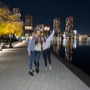 Meet your Posher, Bridget